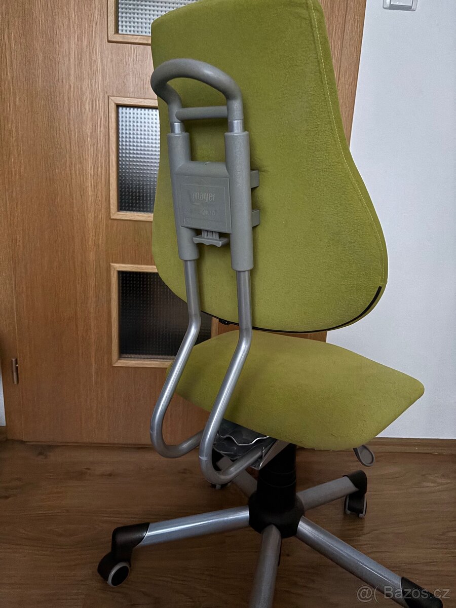 Dětská židle k psacímu stolu