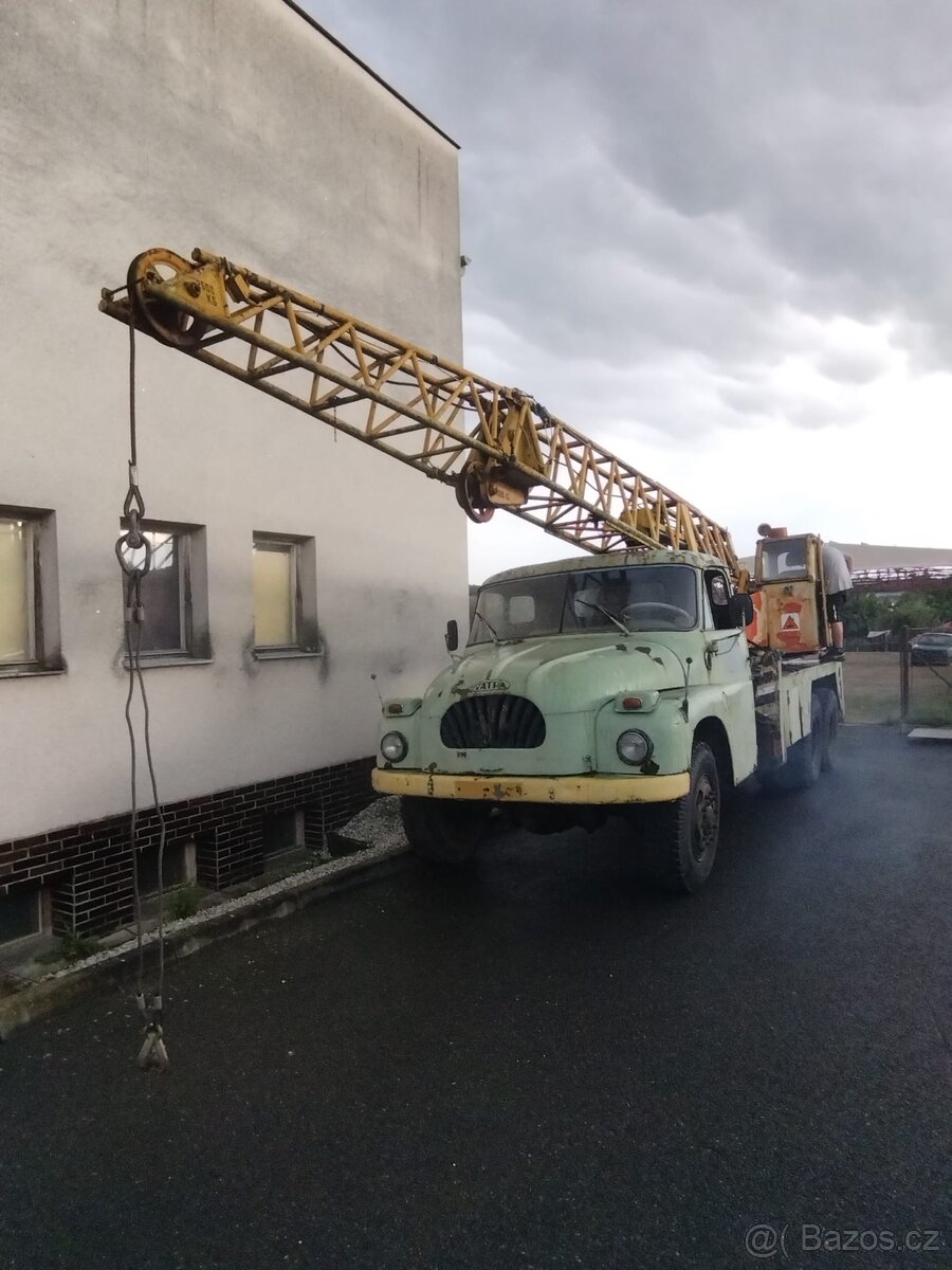 Tatra 138