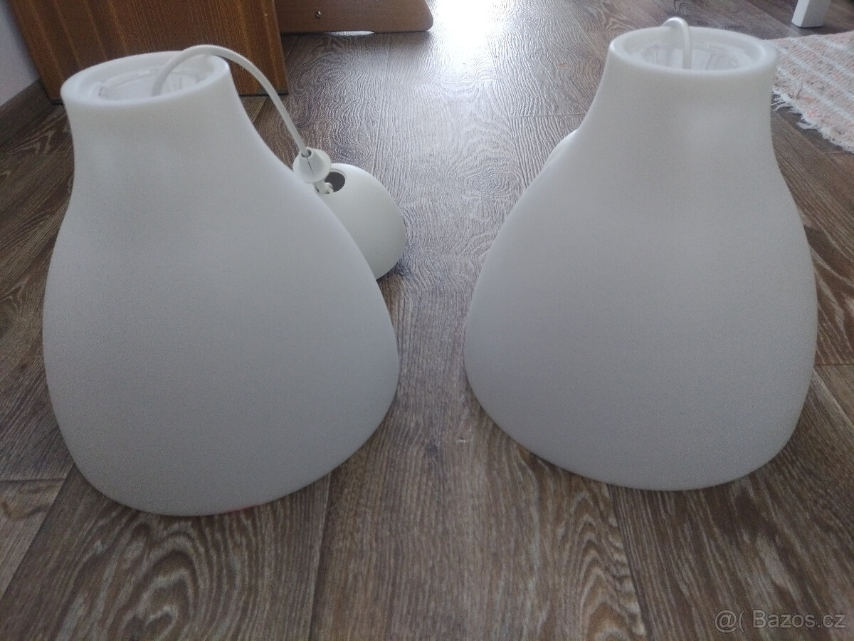 Plastový lustr IKEA 2x