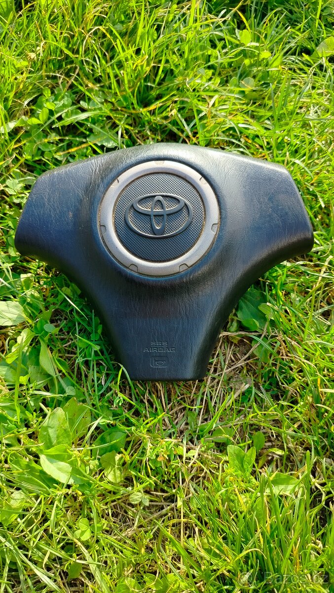 Airbag řidiče Toyota rav4 r.v.2003