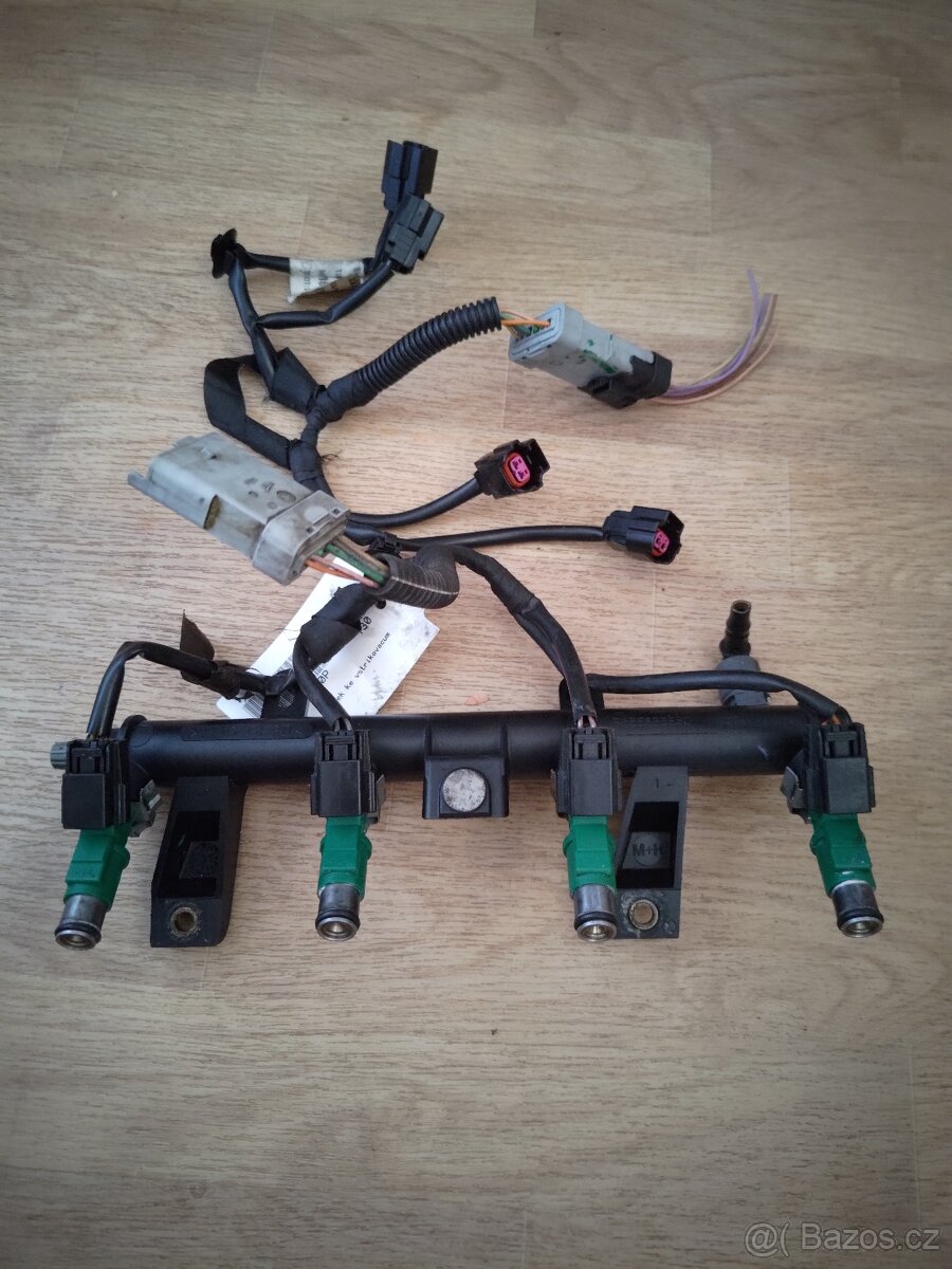 Vstřiky s lištou a kabel. svazkem - Peugeot 206