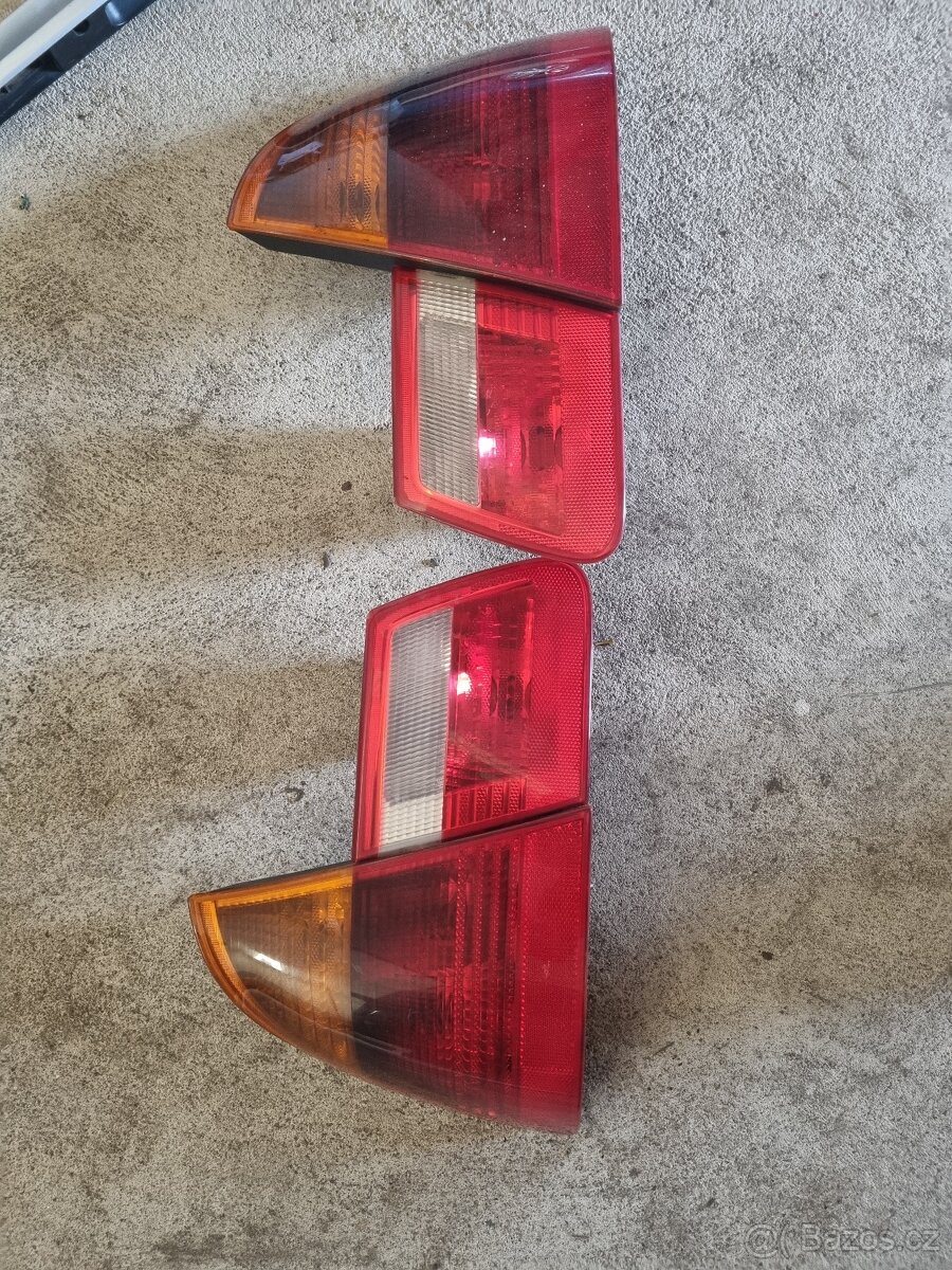 Zadní světla e46