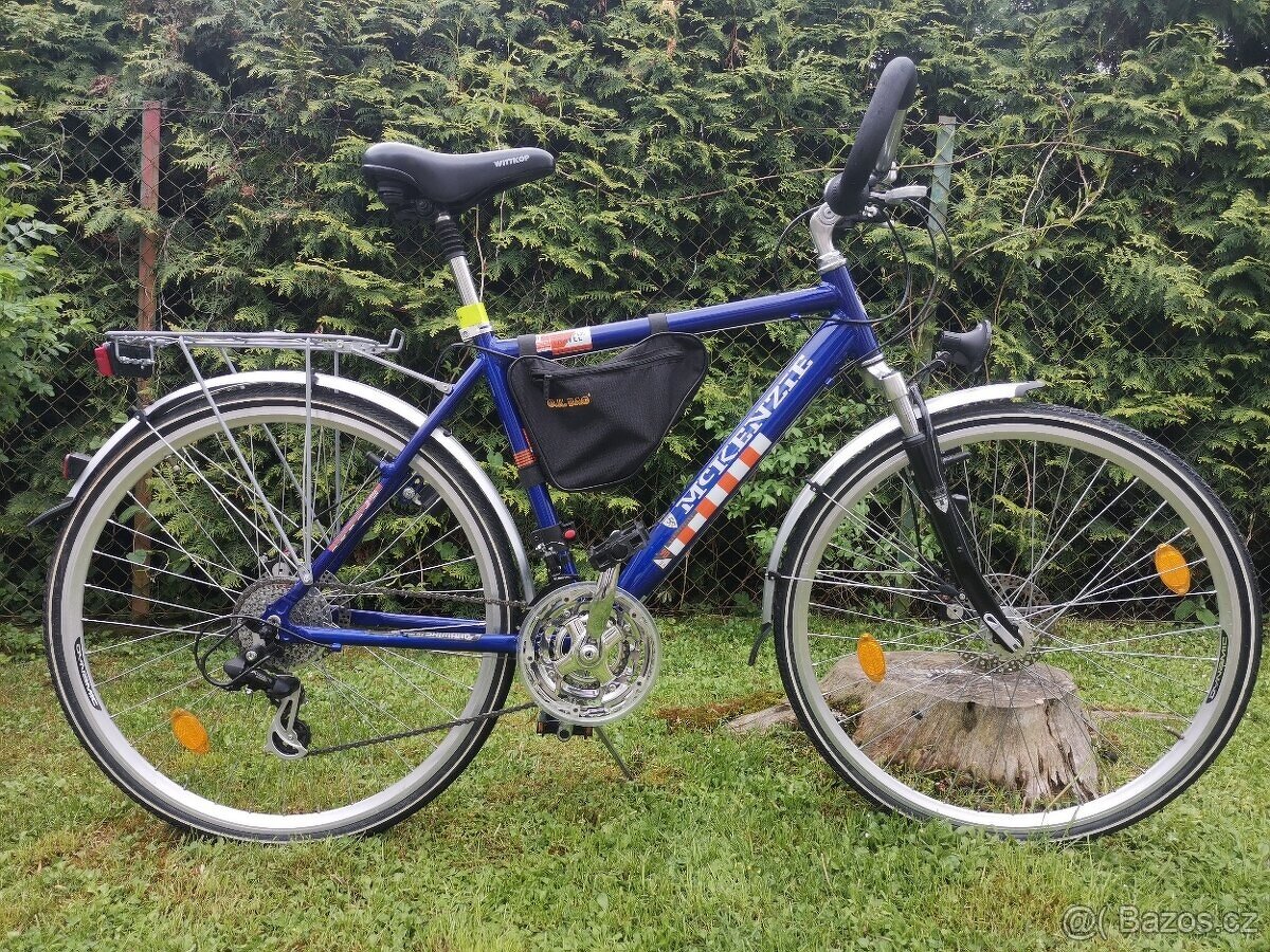 Silniční kolo - plně vybavené