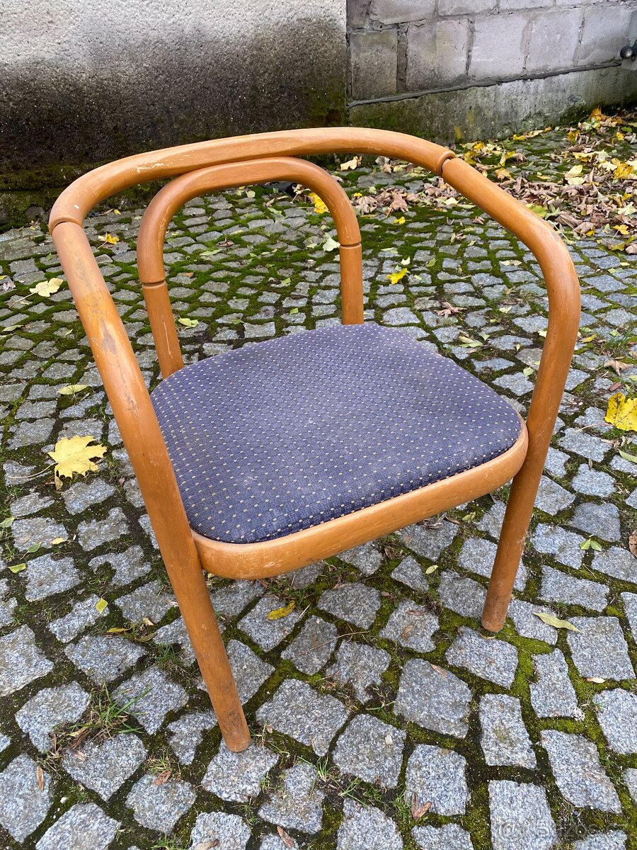 Židle TON – design Antonín Šuman, československá výroba, 12