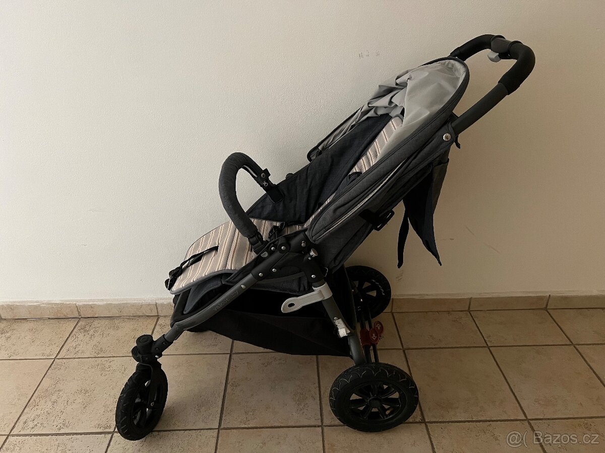 Prodám kočárek VALCO BABY