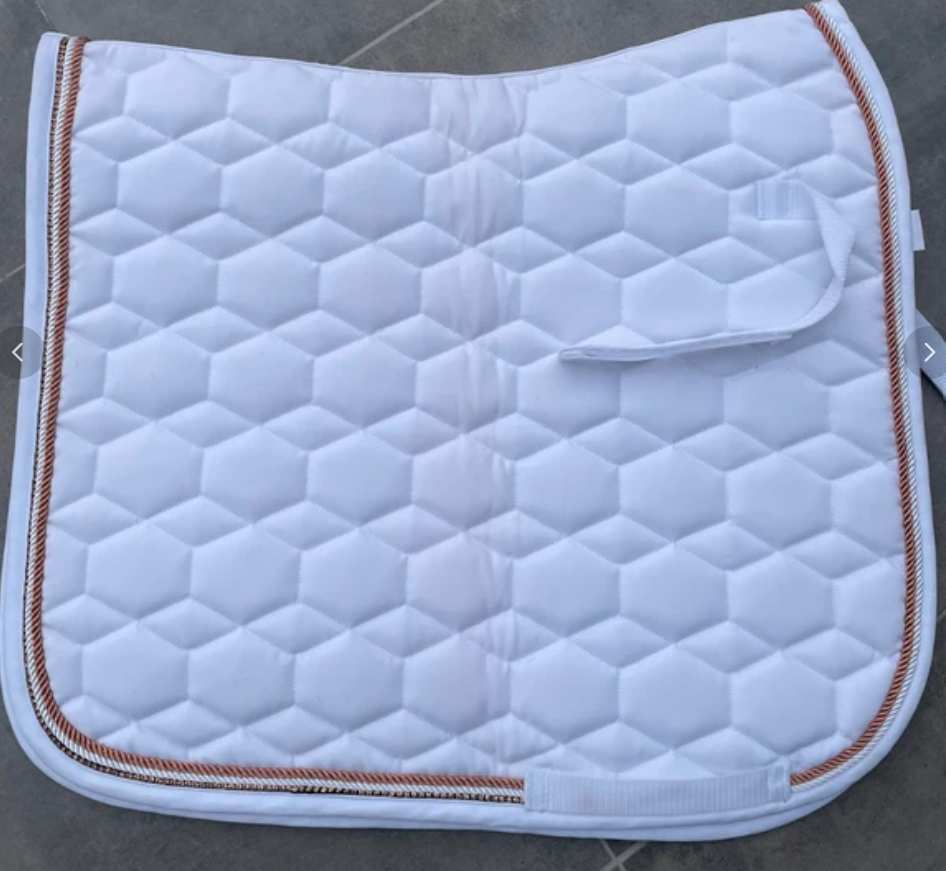 Podsedlovka drezúrni HKM Rosegold Glamour