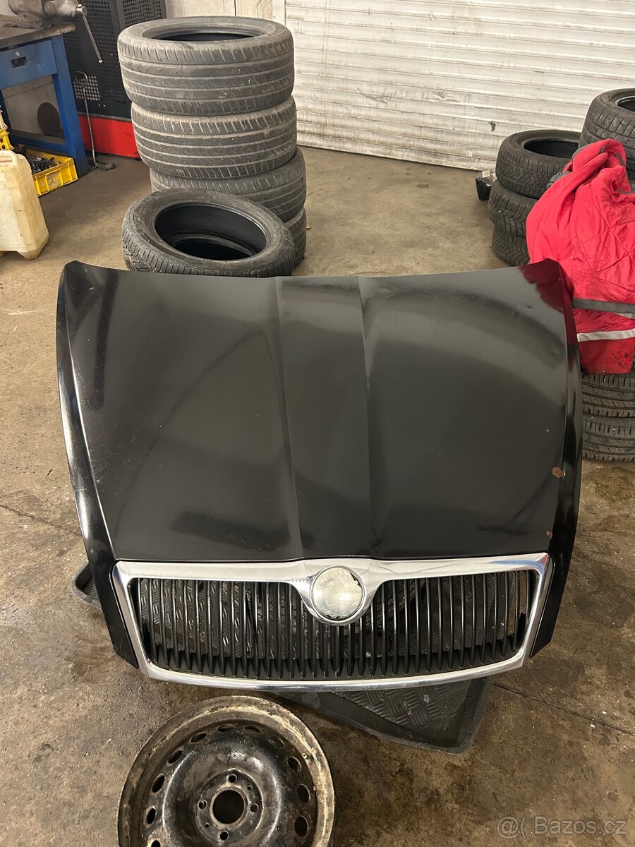 Kapota Škoda Octavia 2