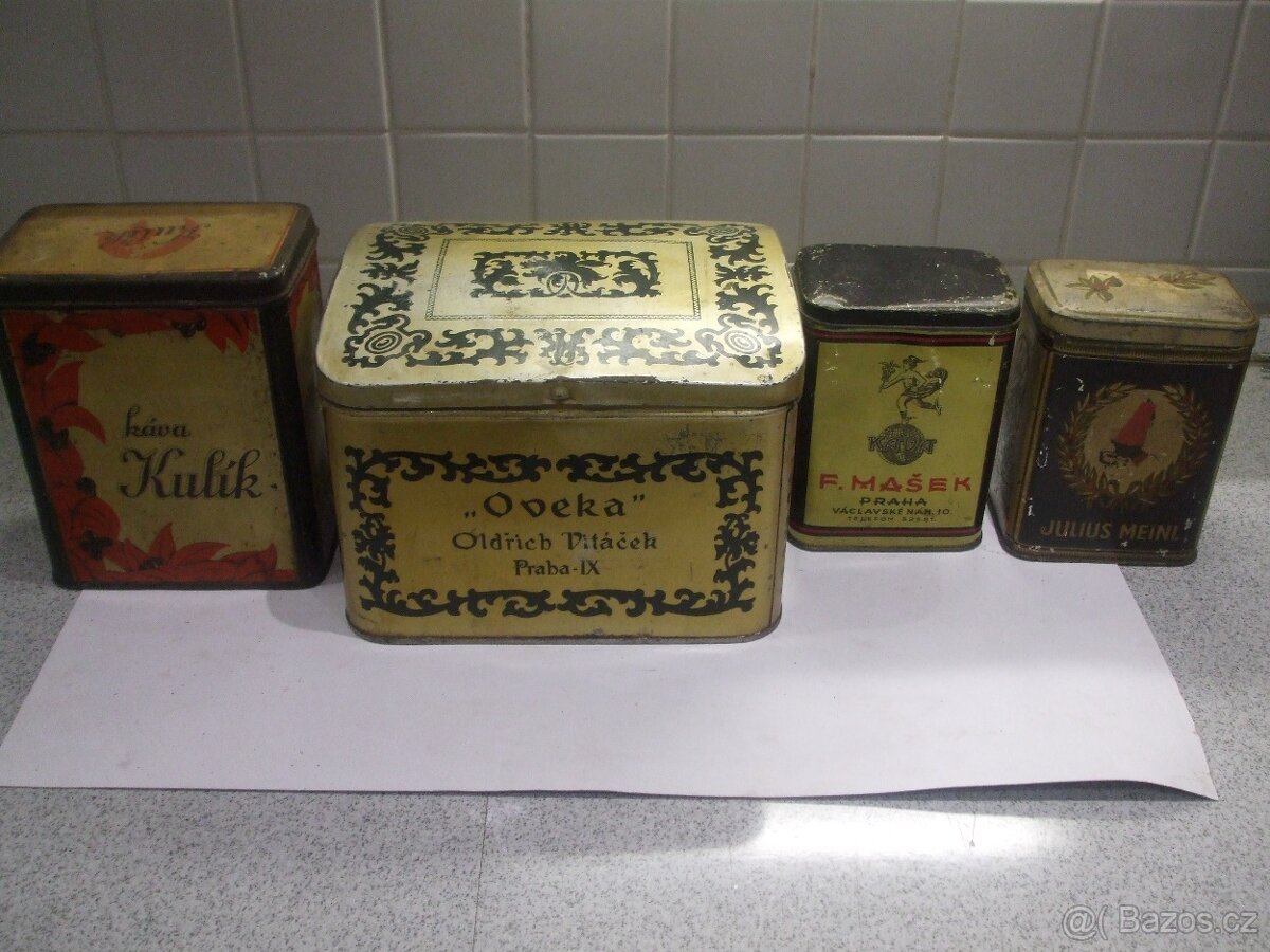 Staré plechovky od kávy