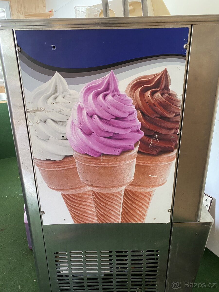 Zmrzlinový stroj