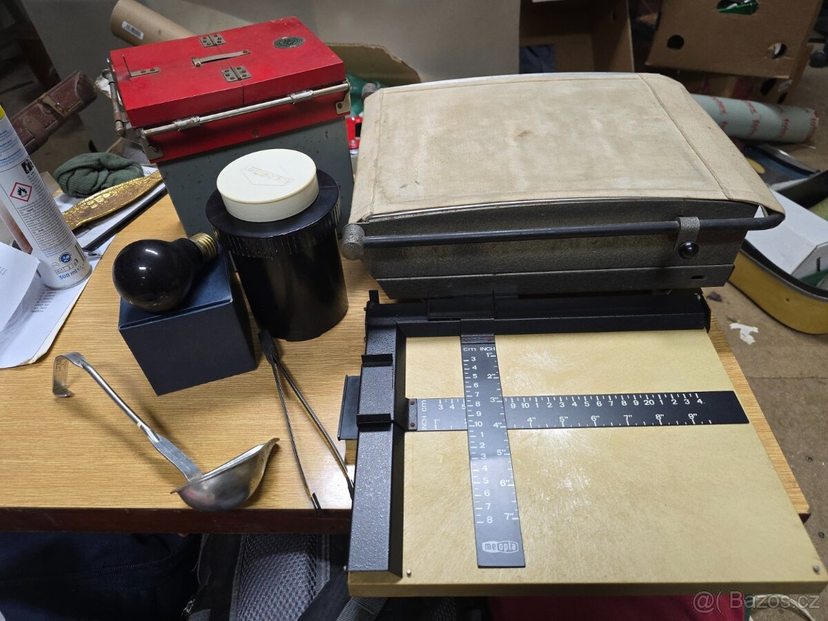 Vybavení do temné komory