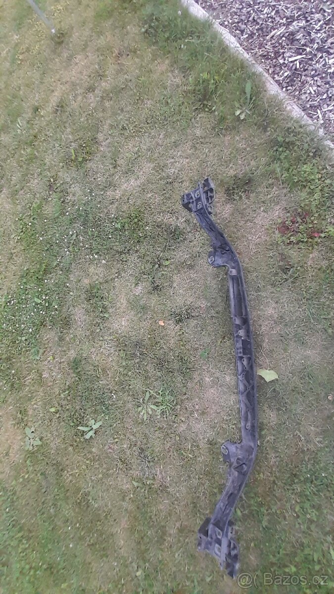 Ford mondeo mk5 R.v 2015- 2018 přední horní čelo