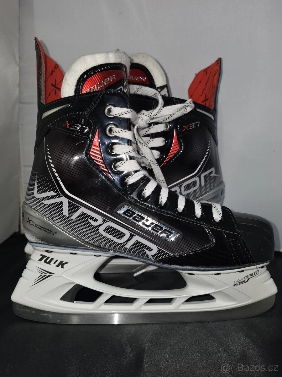 Nové brusle BAUER - VAPOR X3.7 - vel. 8D