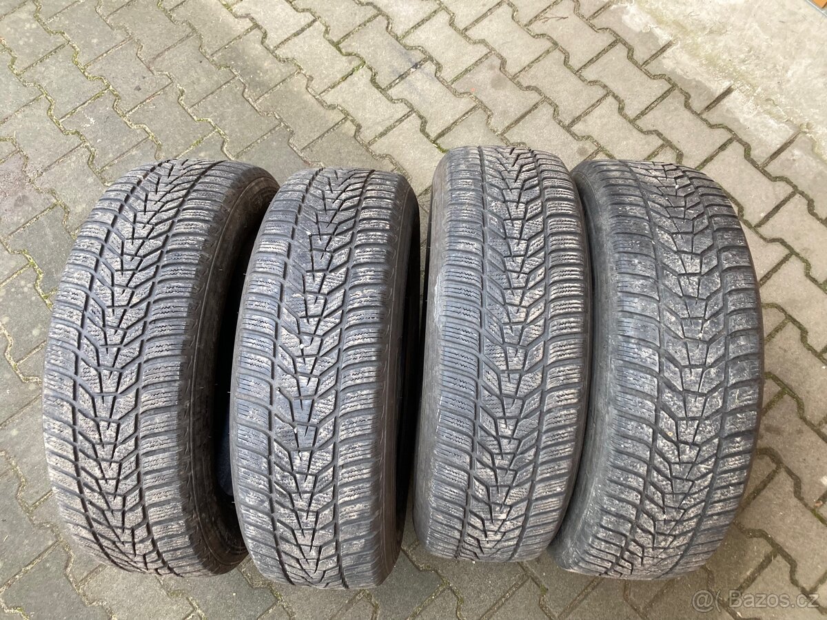 Hankook zimní pneu 215/65 R17