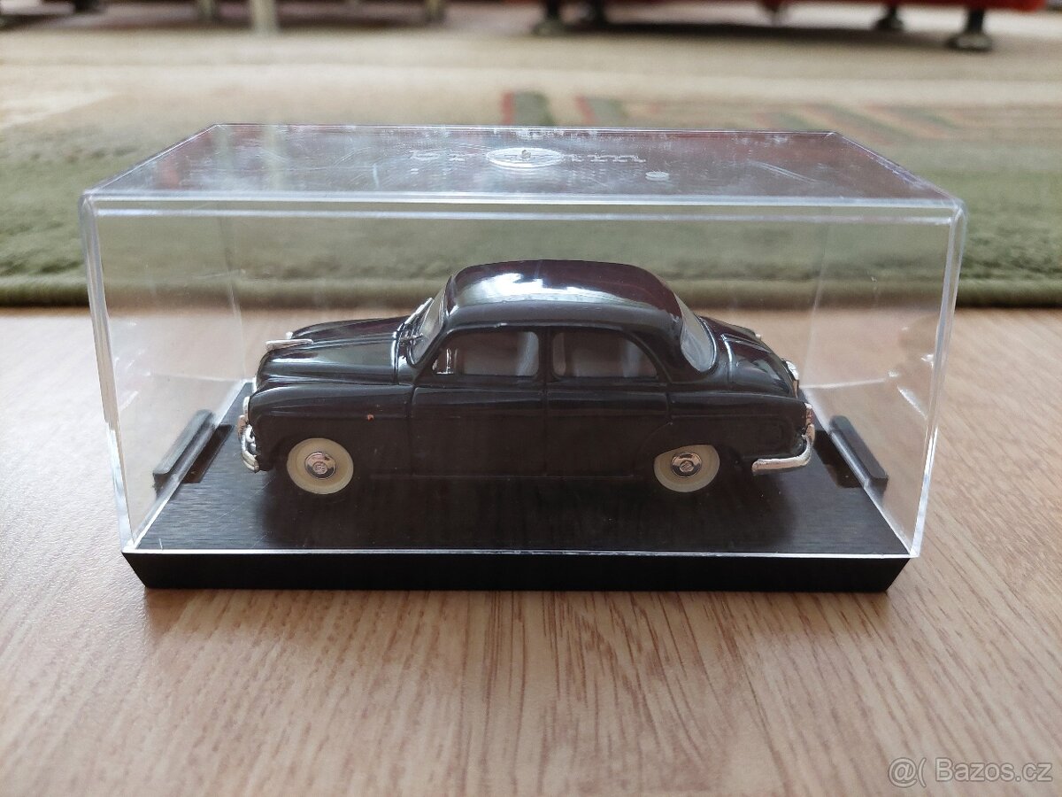 Fiat 1400B 1956 1:43 - BRUMM