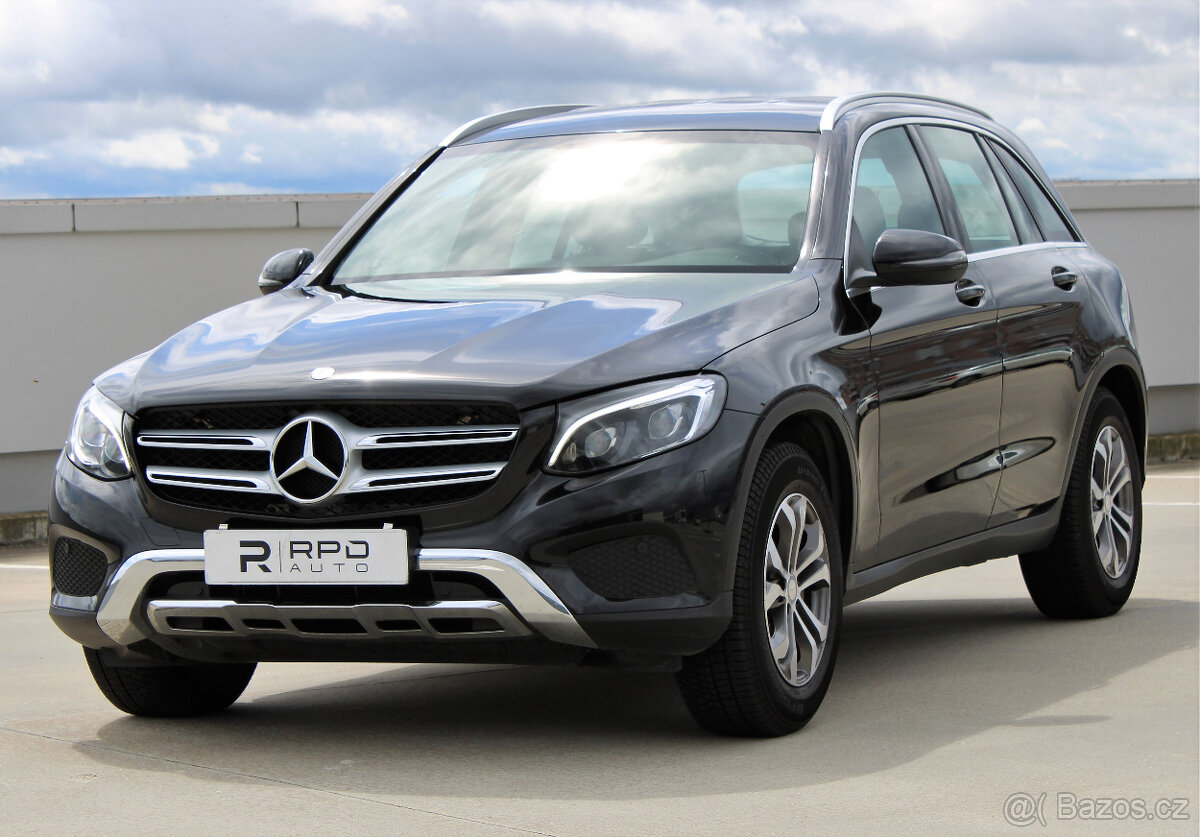 Mercedes-Benz GLC 220d 4Matic / 9G-TRONIC / NAVI / CZ