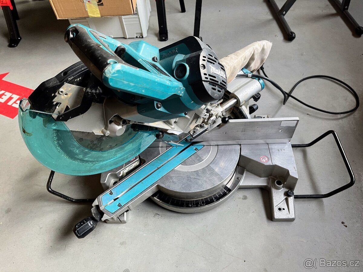 Makita LS1016 Pokosová pila