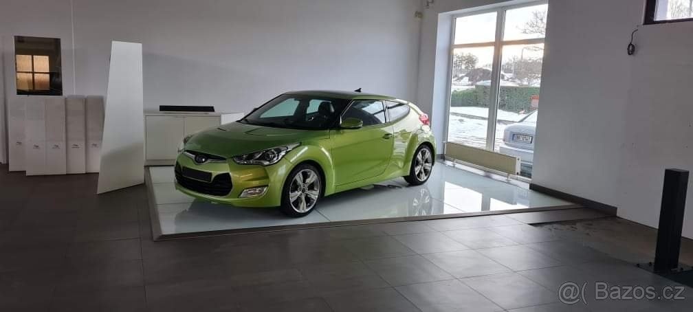 Veloster 1.6i, Premium, Plná výbava, Top stav