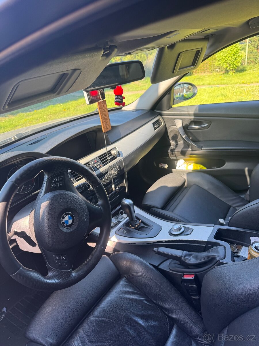 BMW e91 320D