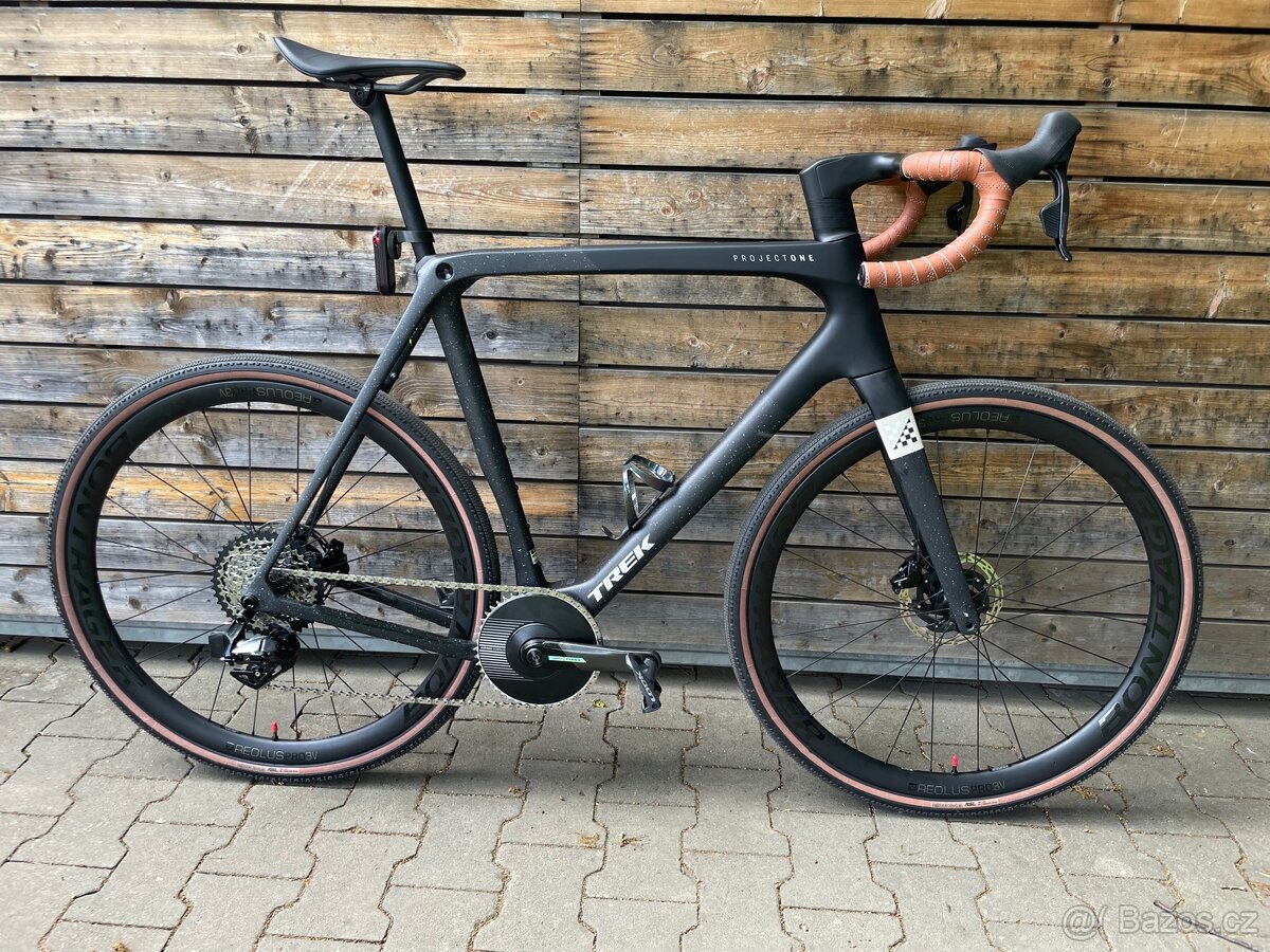Prodám kolo TREK CHECKMATE SLR 7 vel. XL