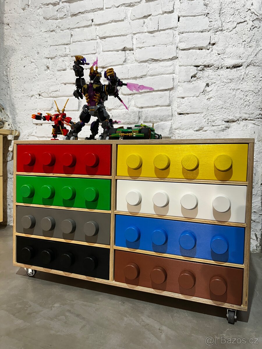 Zásuvková skříňka na stavebnice LEGO