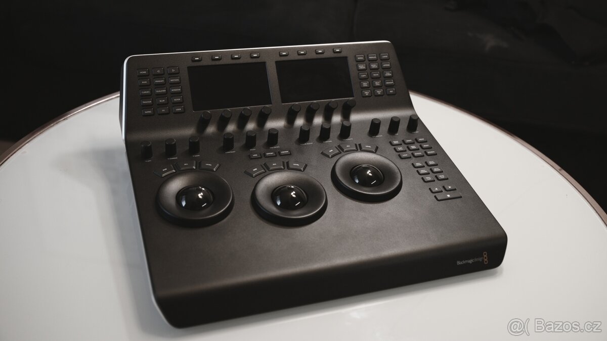 Blackmagic DaVinci Resolve Mini Panel