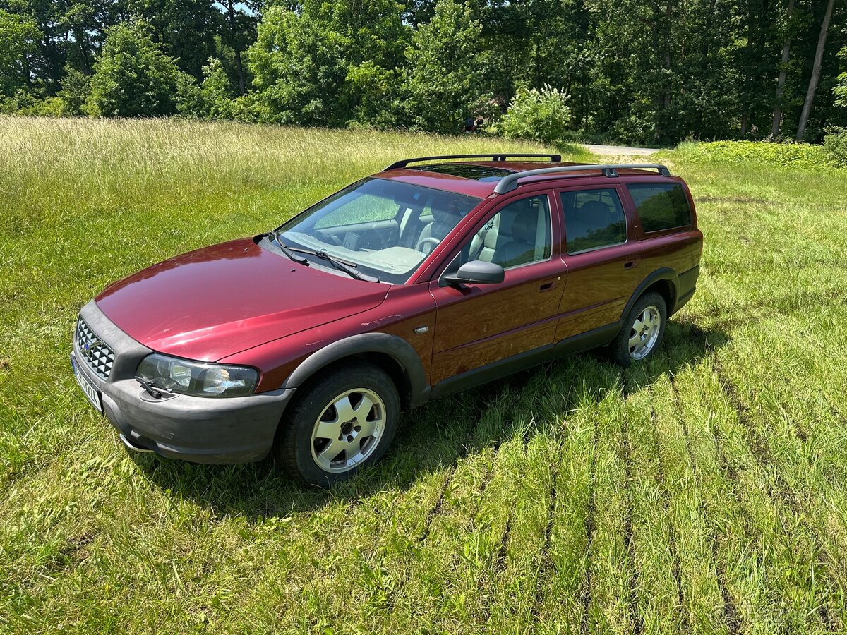 Volvo xc70 cross country 2.4 d5 awd