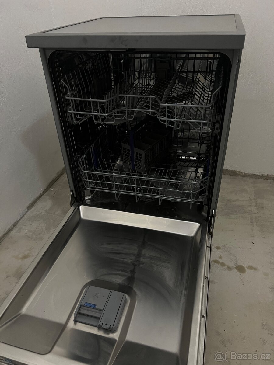 Myčka Beko DFN