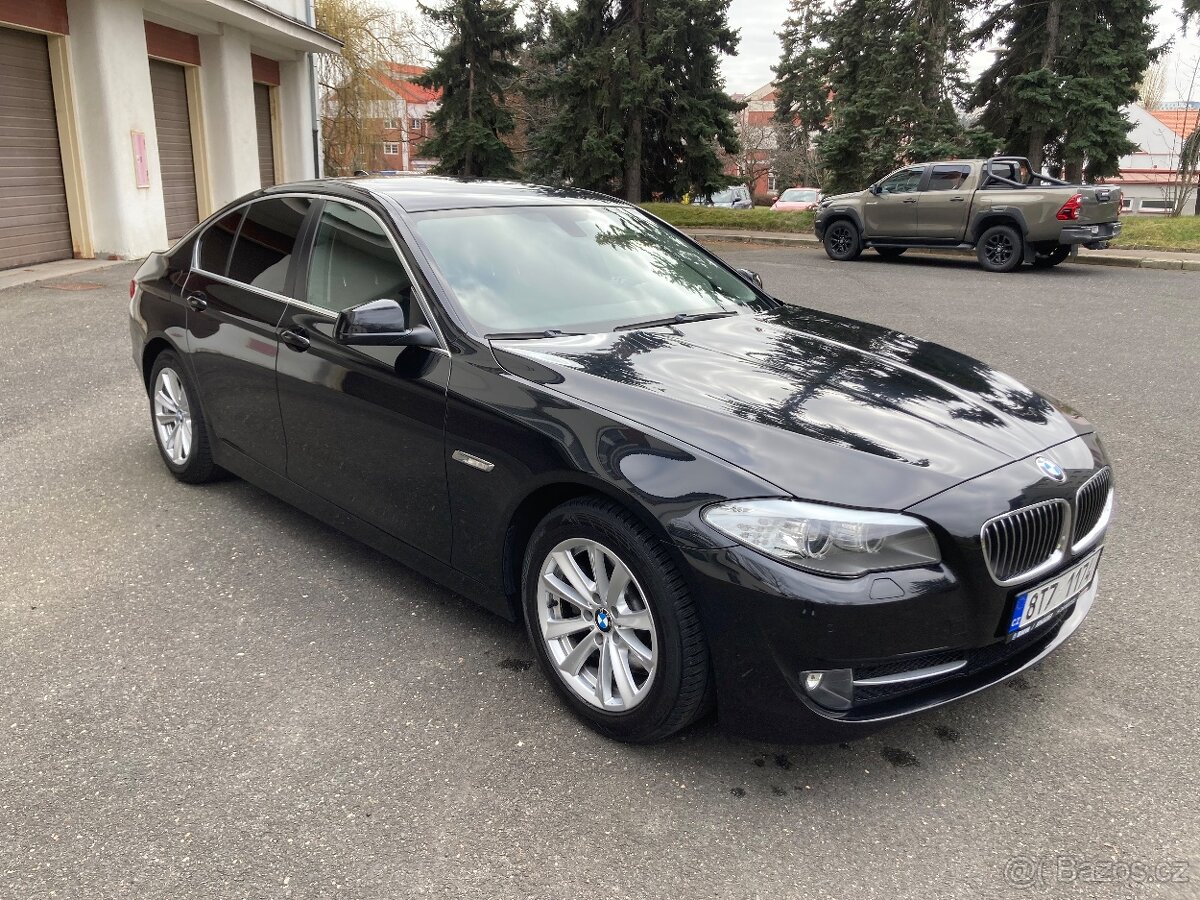 BMW Řada 5 F10 520d 135kW Bi-Xenony ČR původ