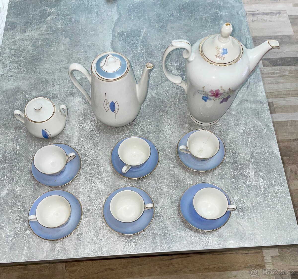 Porcelán set (Cenu nabídněte)