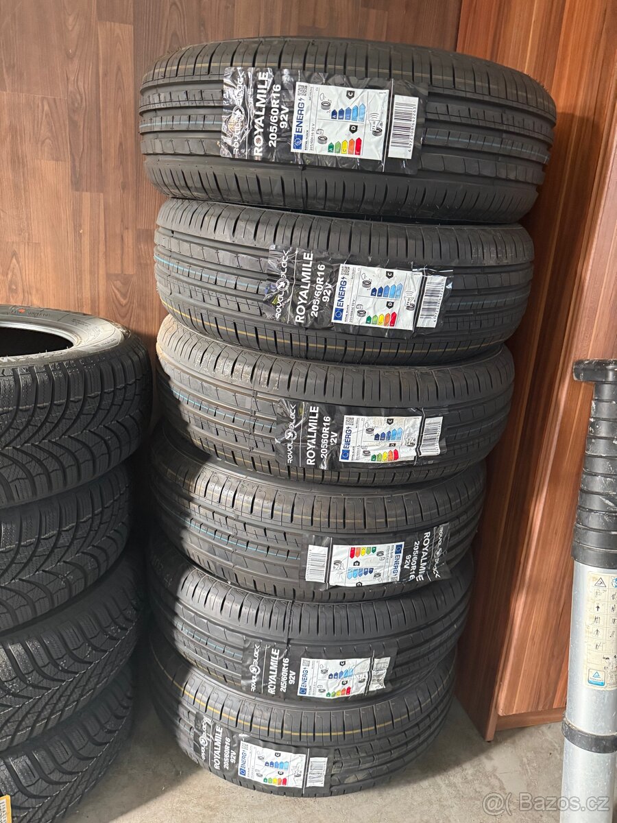 Výprodej Letní Royal Black 205/60/R16