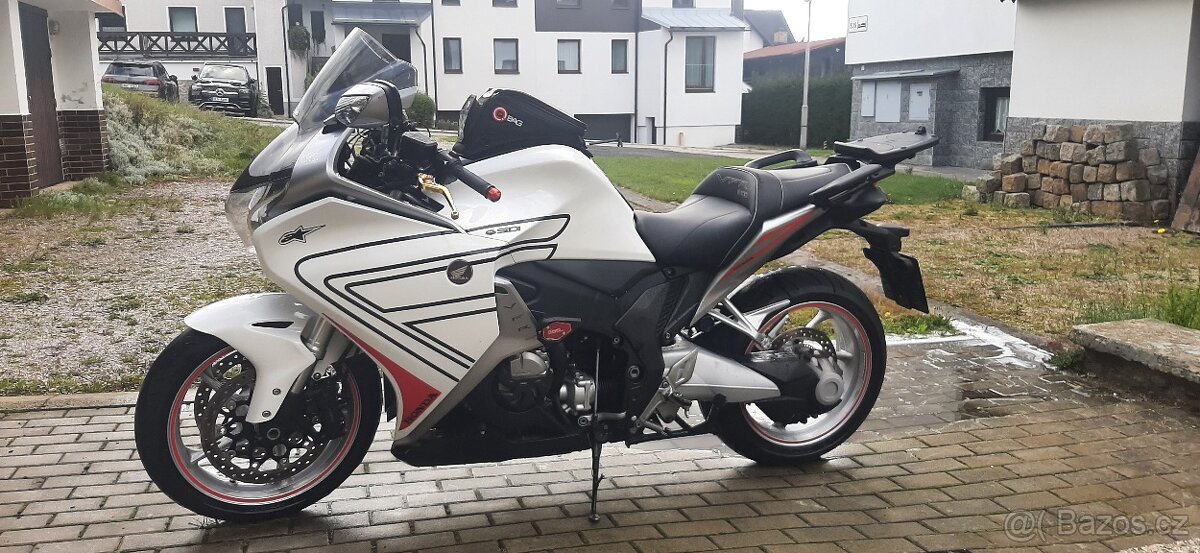 Honda VFR1200F