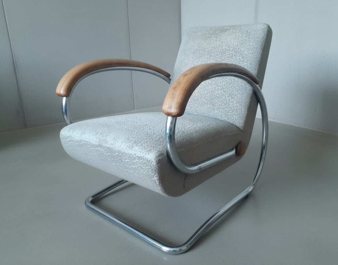 Křesla Halabala H-221