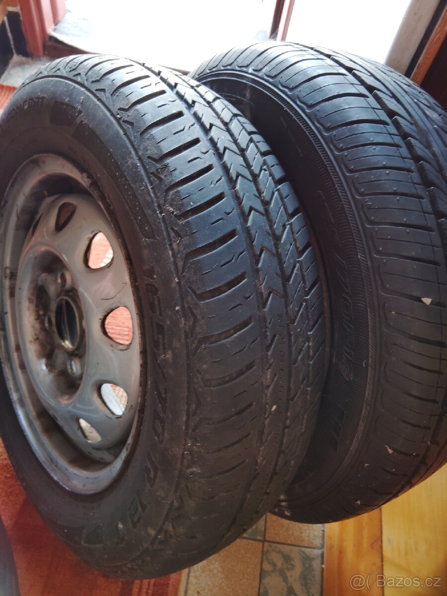 Zimní pneumatiky 165/70R13