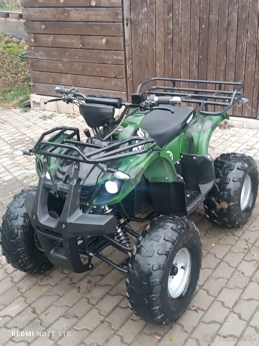 Elektrická čtyřkolka HECHT 56150 Army