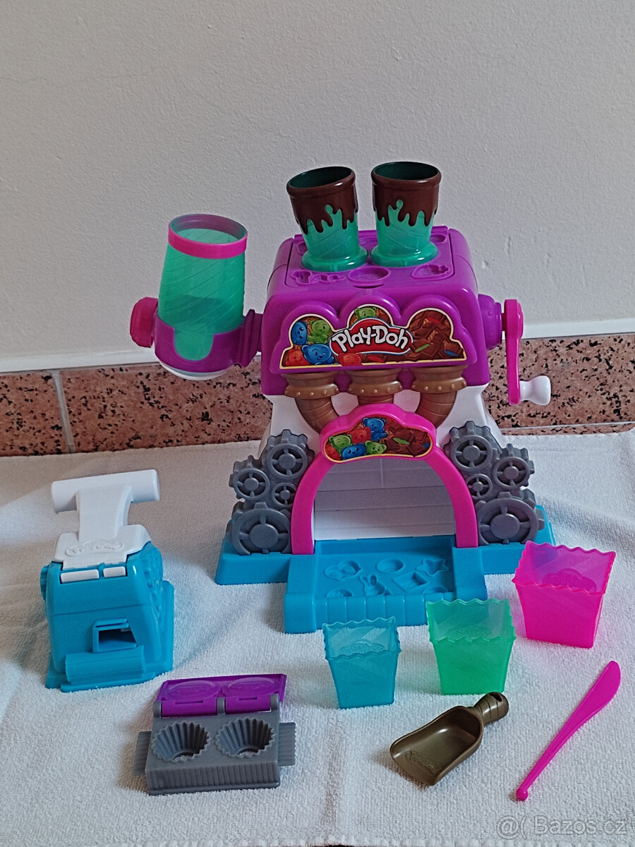 PLAY DOH VELKÁ TOVÁRNA NA ČOKOLÁDU