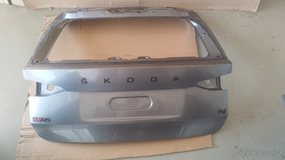 Páté dveře Škoda Octavia 4 ,kombi