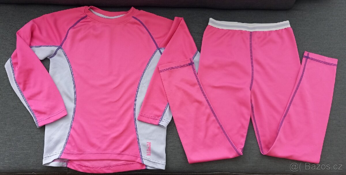 Dívčí funkční prádlo vel.134/140