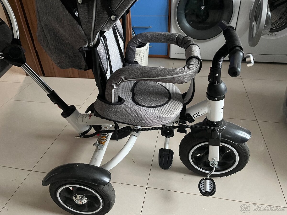 Knoki dětská tříkolka Trike Fix V3 - černá