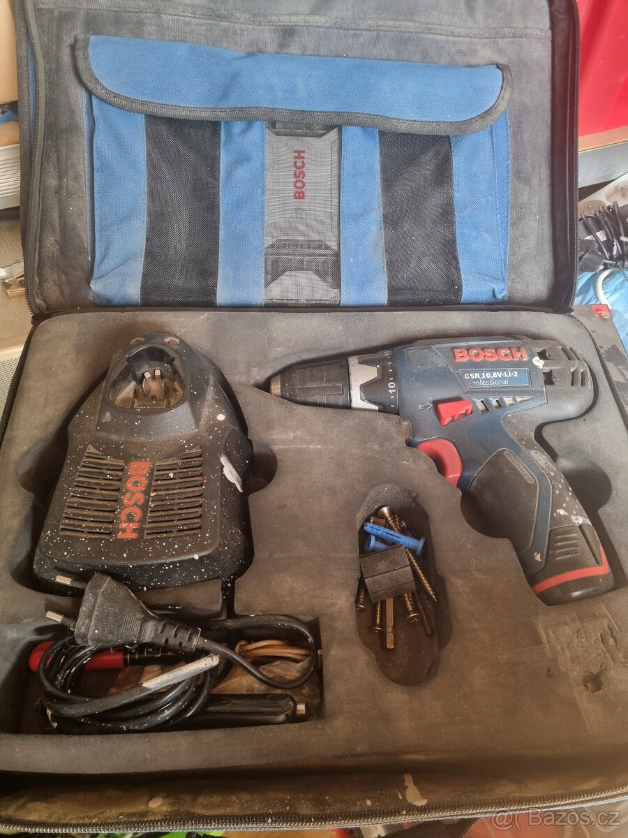 Vrtačka BOSCH GSR 10,8 li-2 s malou vadou