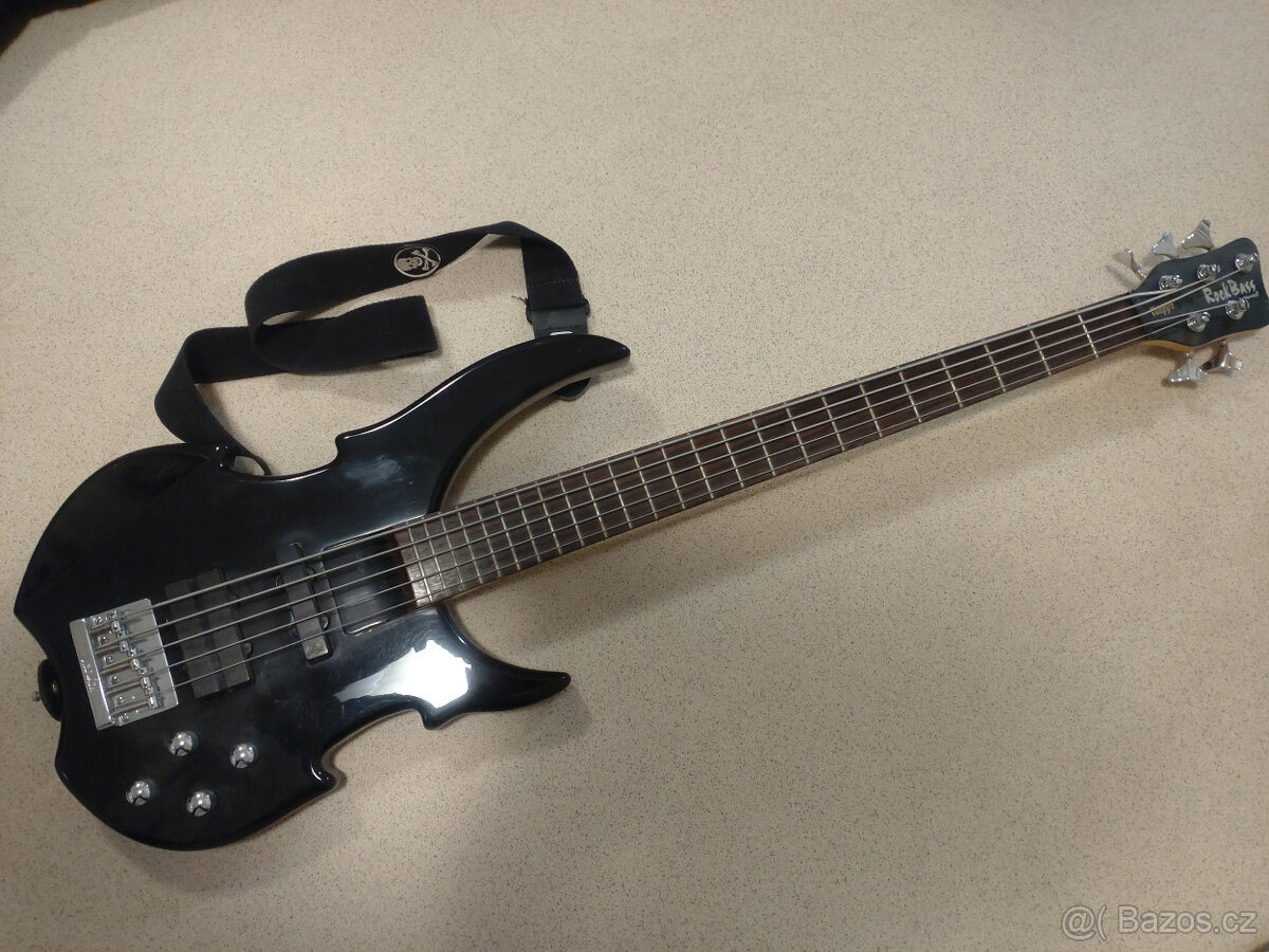 Baskytara Warwick Vampyre s příslušenstvím