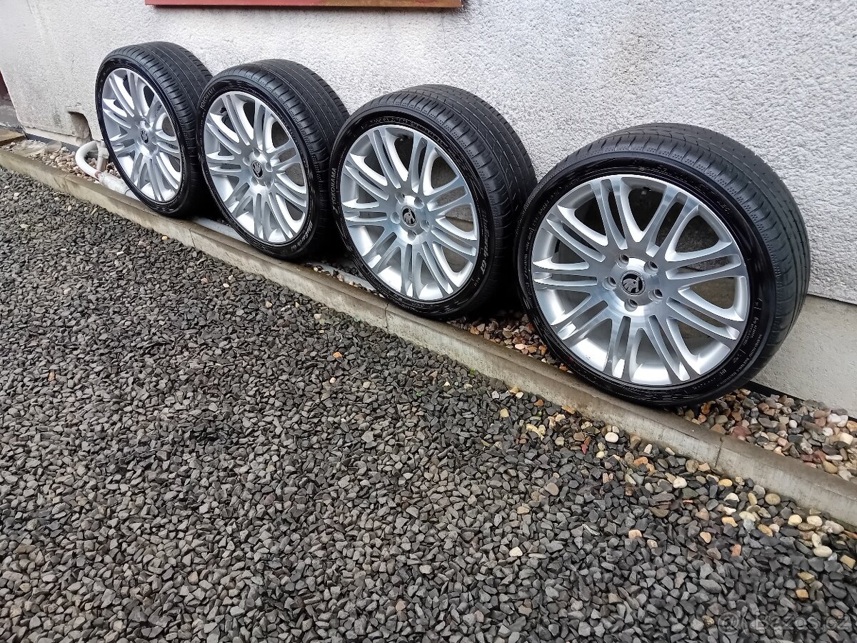 Luxon r18 Škoda Superb 2