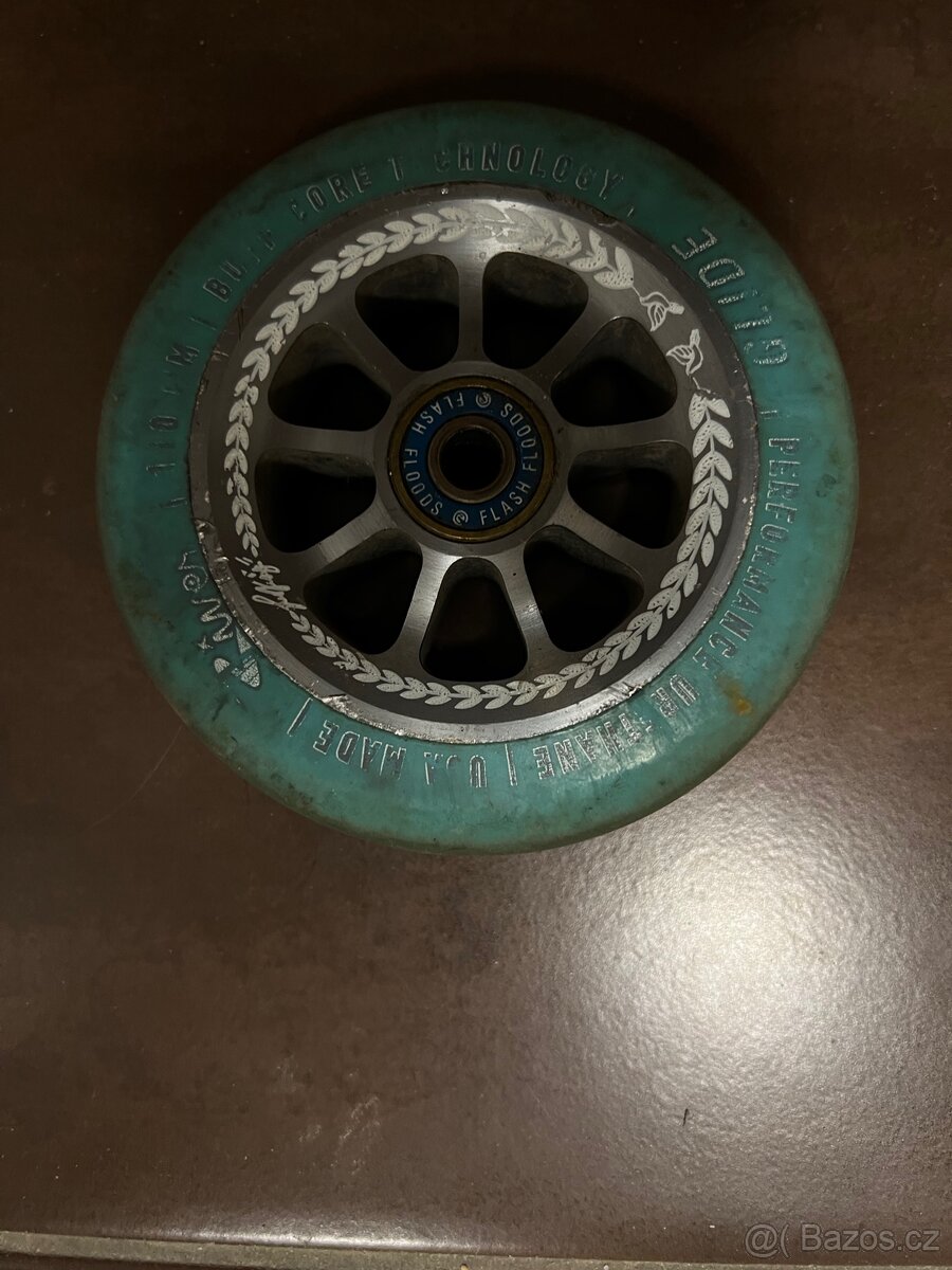 River kolečka juzzy carter