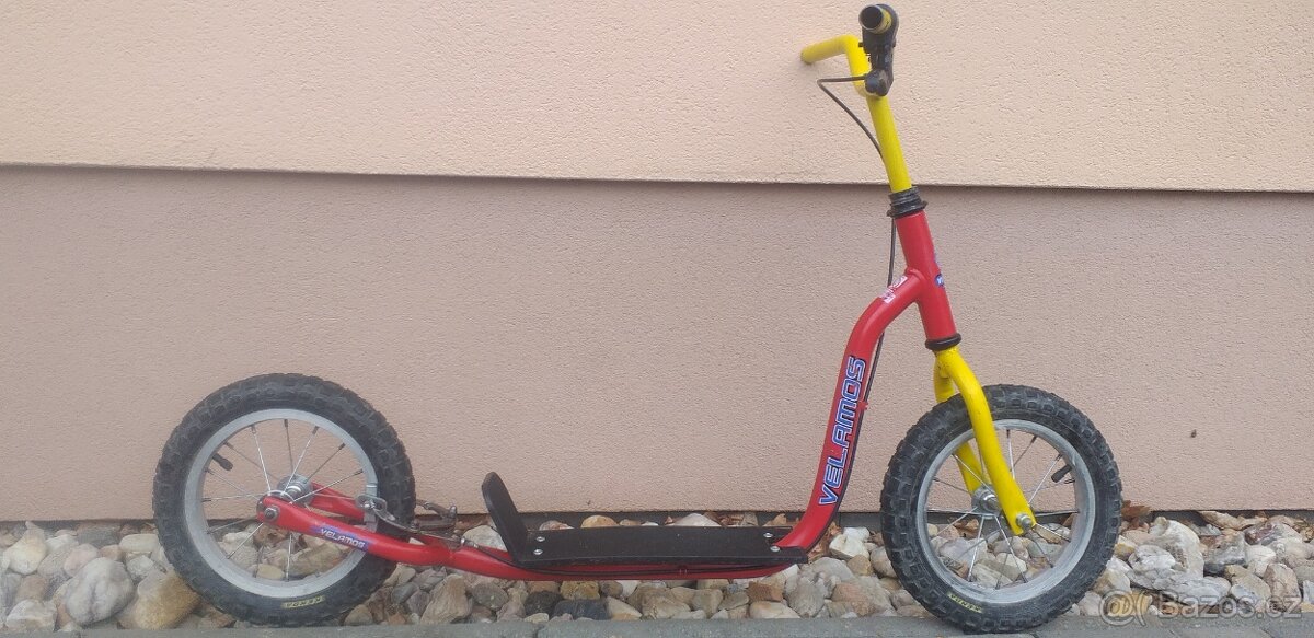 retro koloběžka dětská