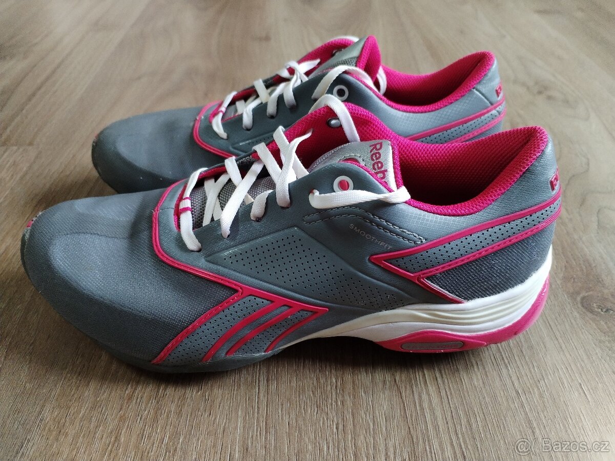 Reebok Traitone speciály běžecké vel 39