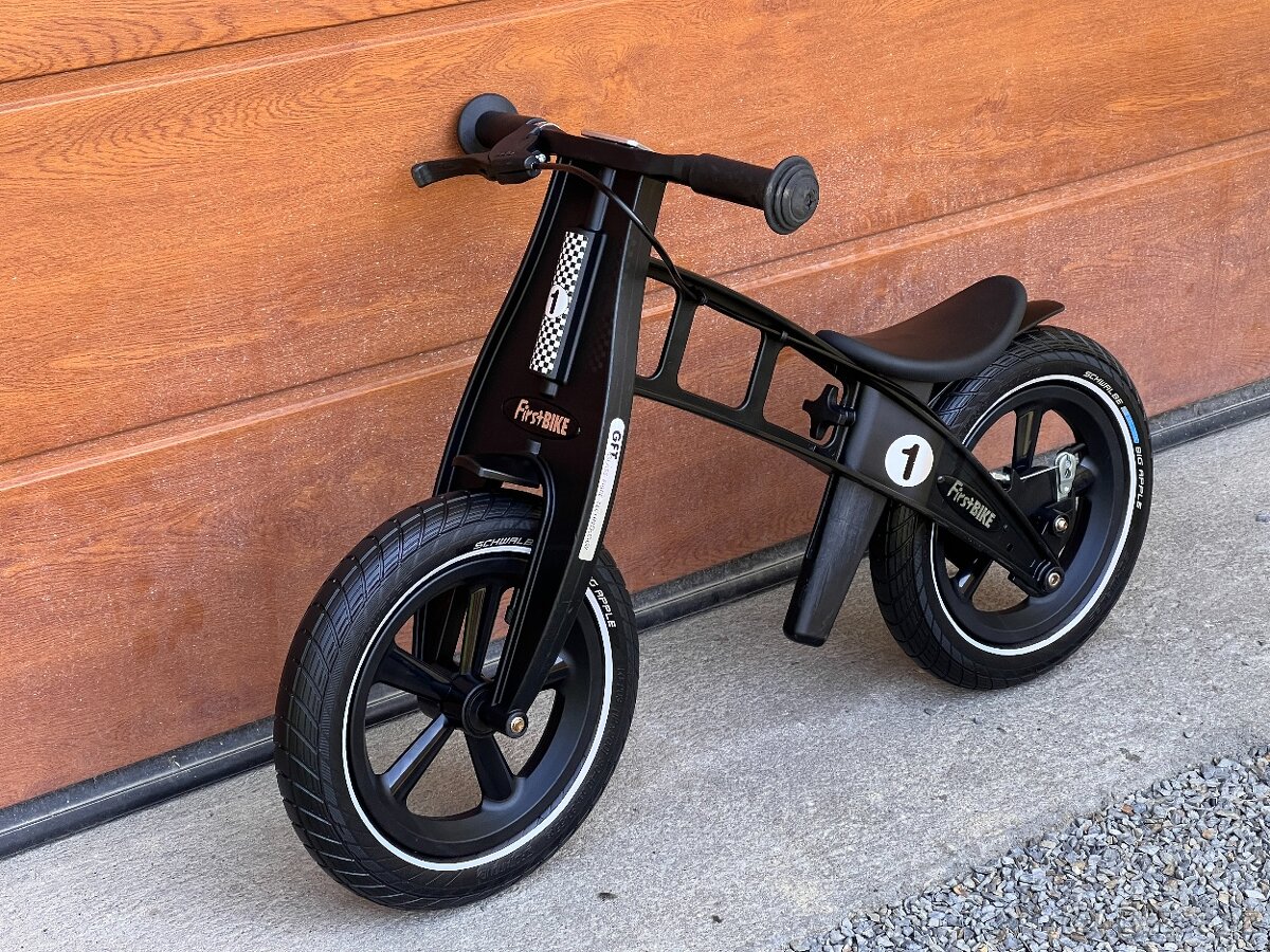 First BIKE Limited Edition Black + adaptér -4cm
