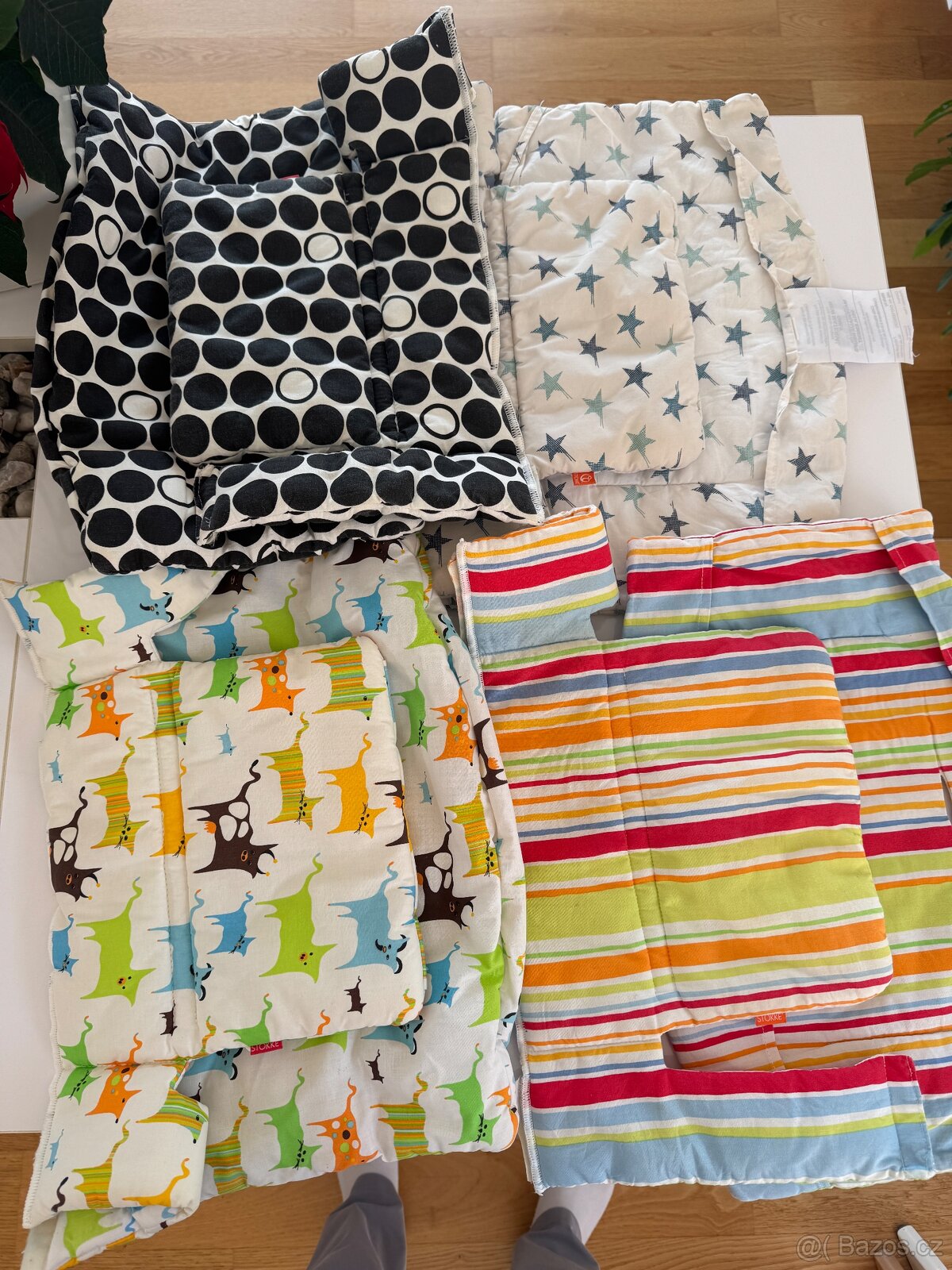 Stokke polstrovaní , baby set, kšíry, tac