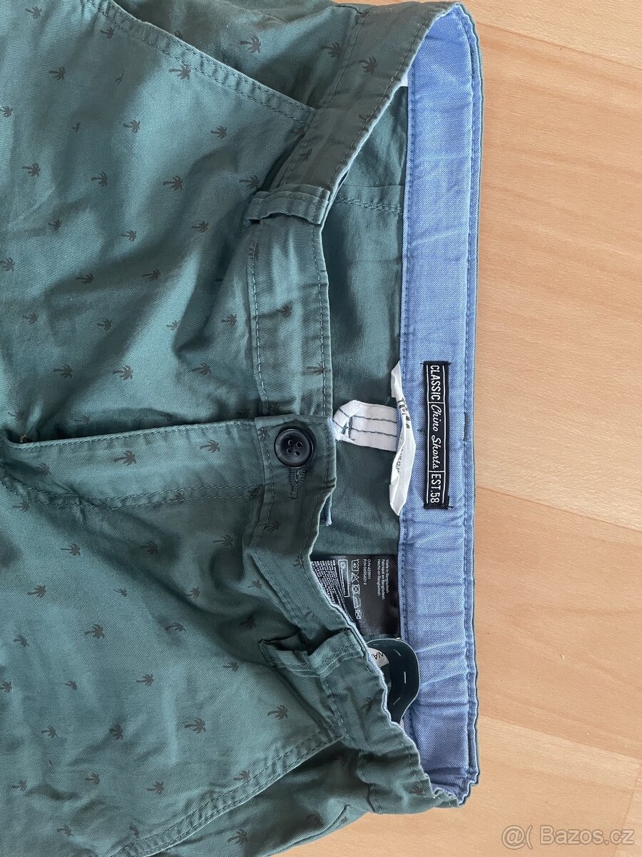 Kraťasy zn. H&M vel. 158