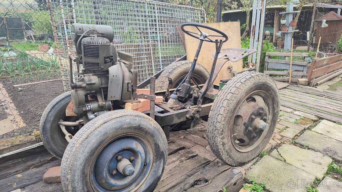 Domací malotraktor