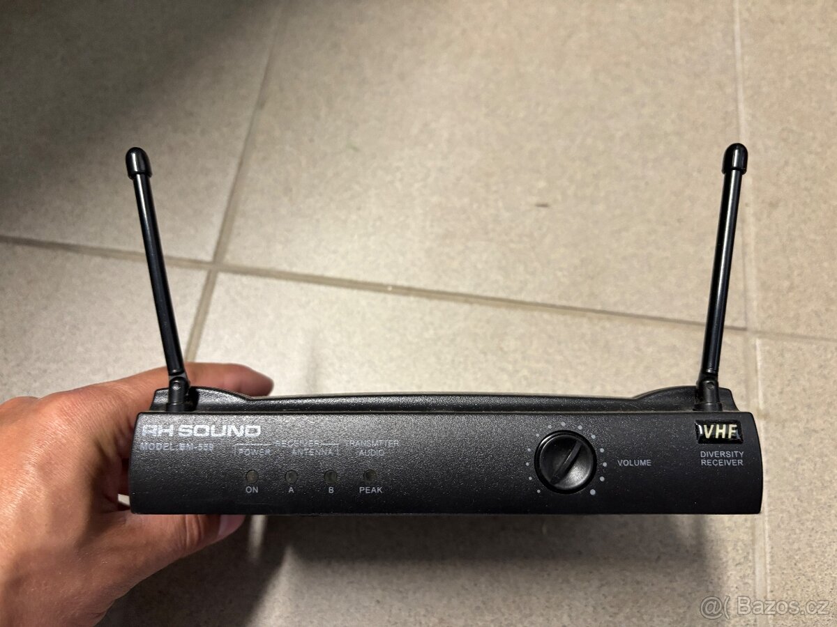 Bezdrátový náhlavní mikrofonní set RH sound BM559