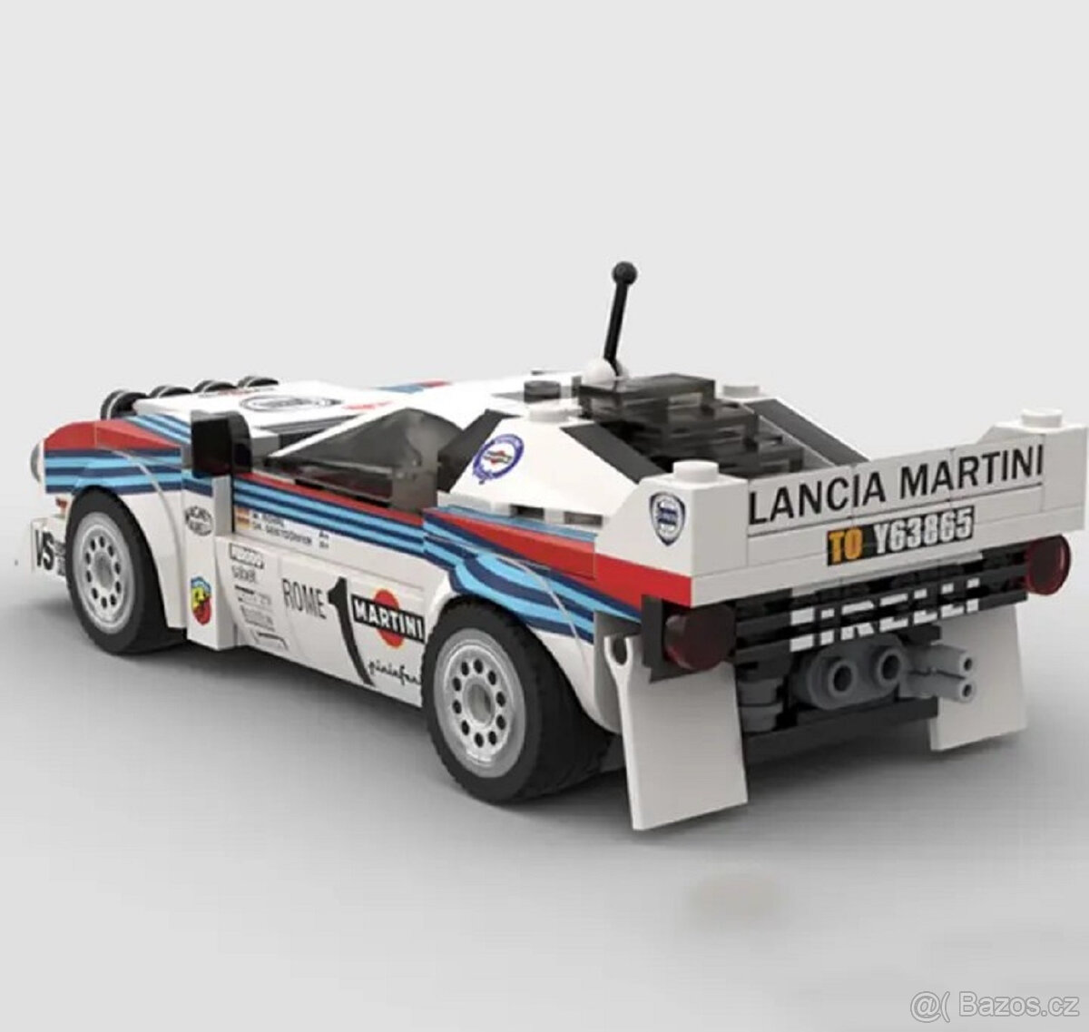 stavebnice soutěžního vozu Lancia 037
